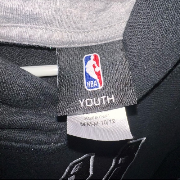 ❤️Youth NBA Hoody - Picture 2 of 3